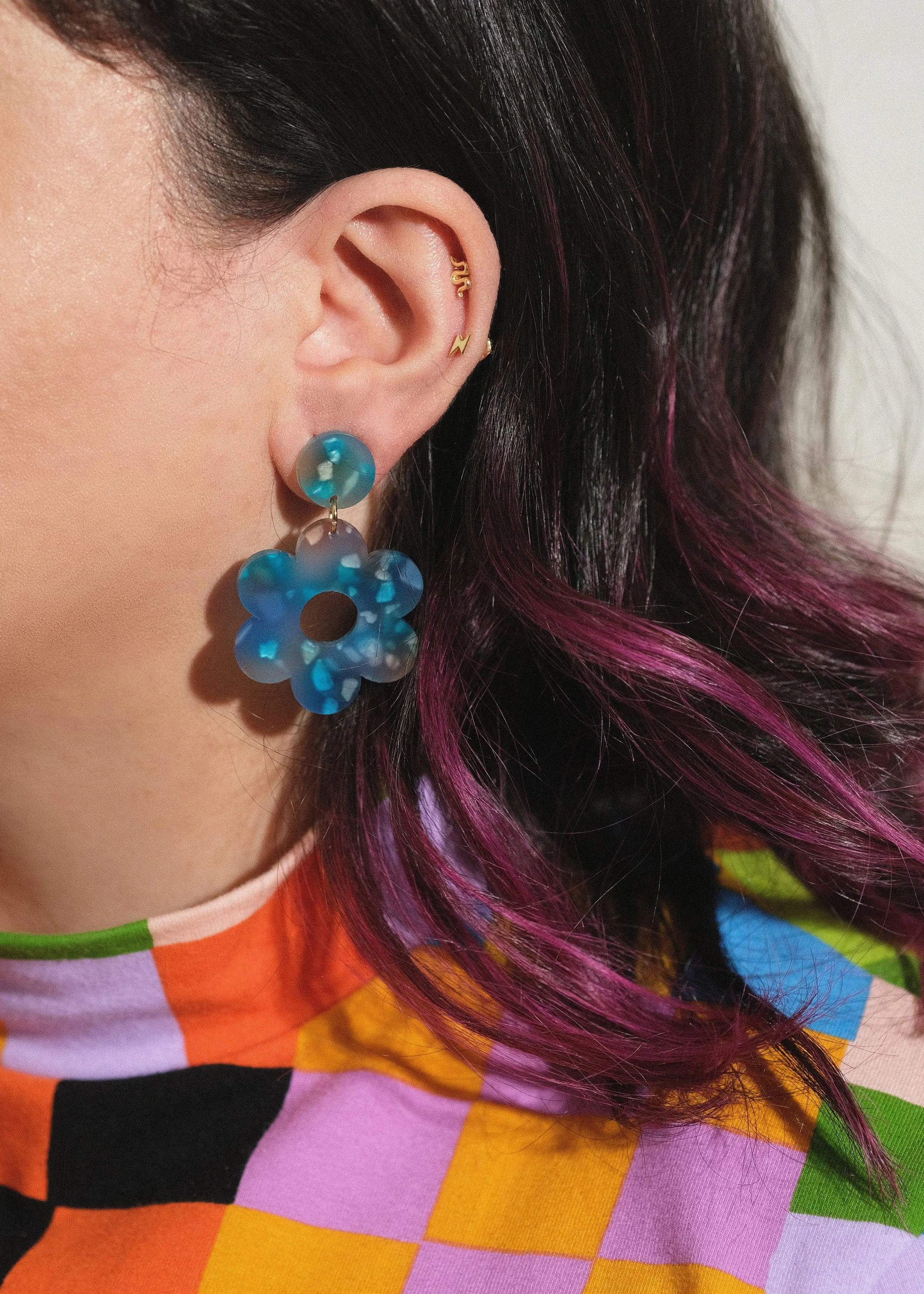 Blue Dream Daisy Acrylic Dangle Earrings