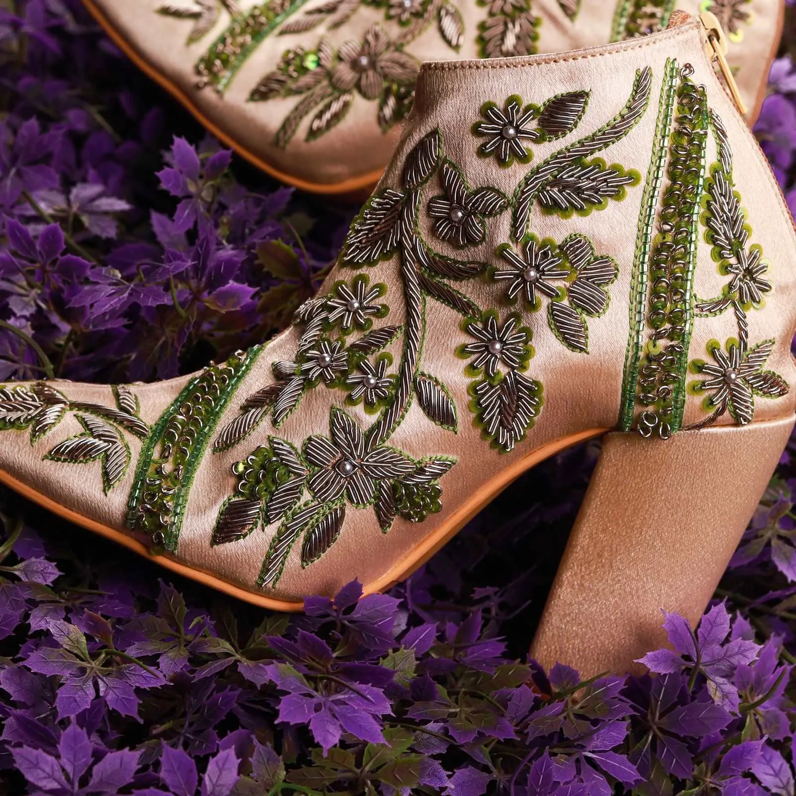 Bridal Swag (boots Blocks beige Embroidery Bridal wedding Shoes )