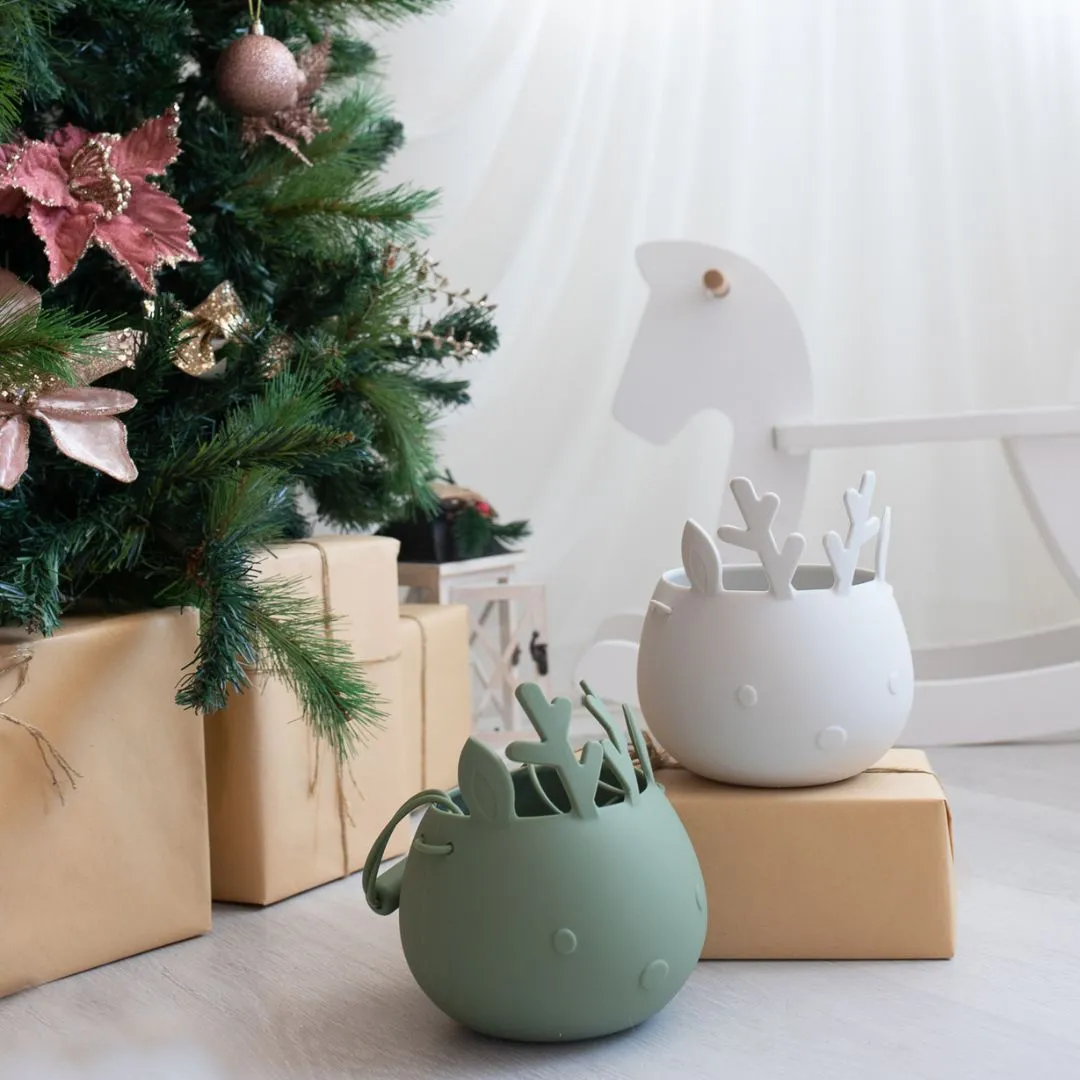 Christmas Reindeer Basket - Snow