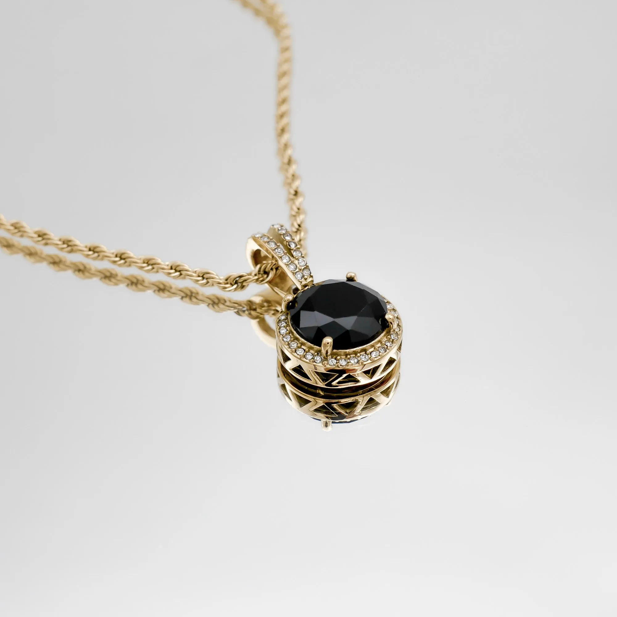 Clarissa Onyx Round Necklace