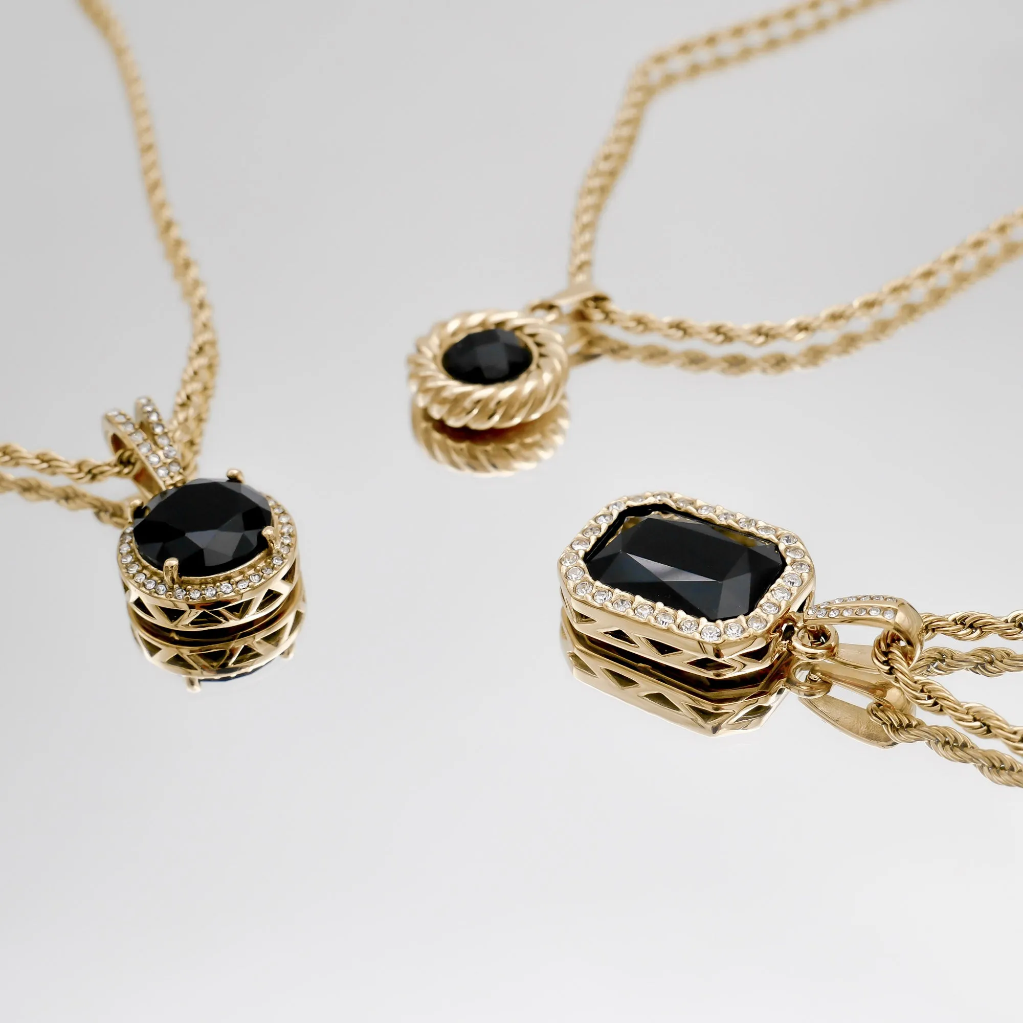 Clarissa Onyx Round Necklace