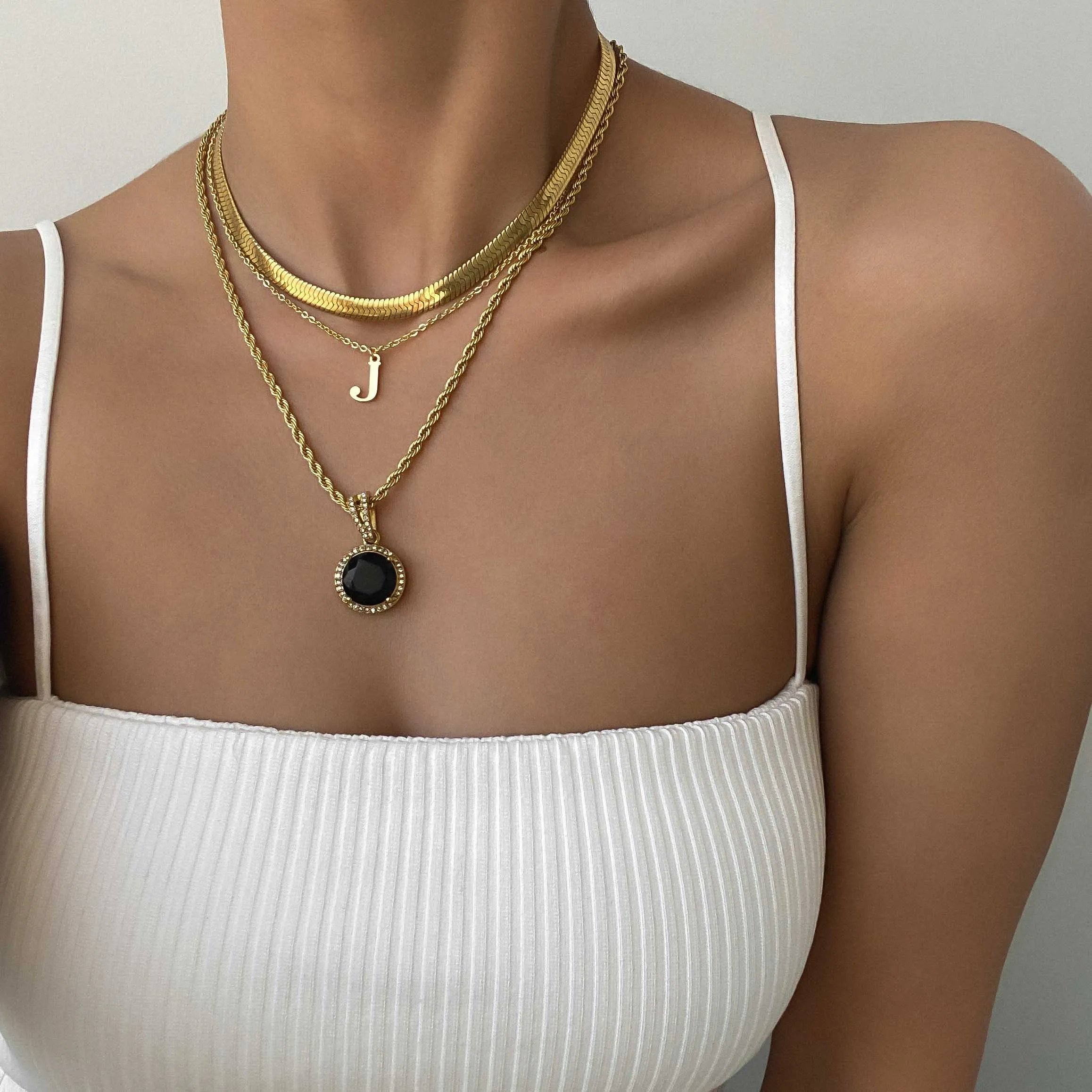 Clarissa Onyx Round Necklace