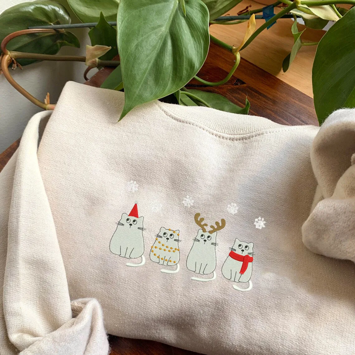 Embroidered Meowy Christmas Hoodie Sweatshirt T-Shirt