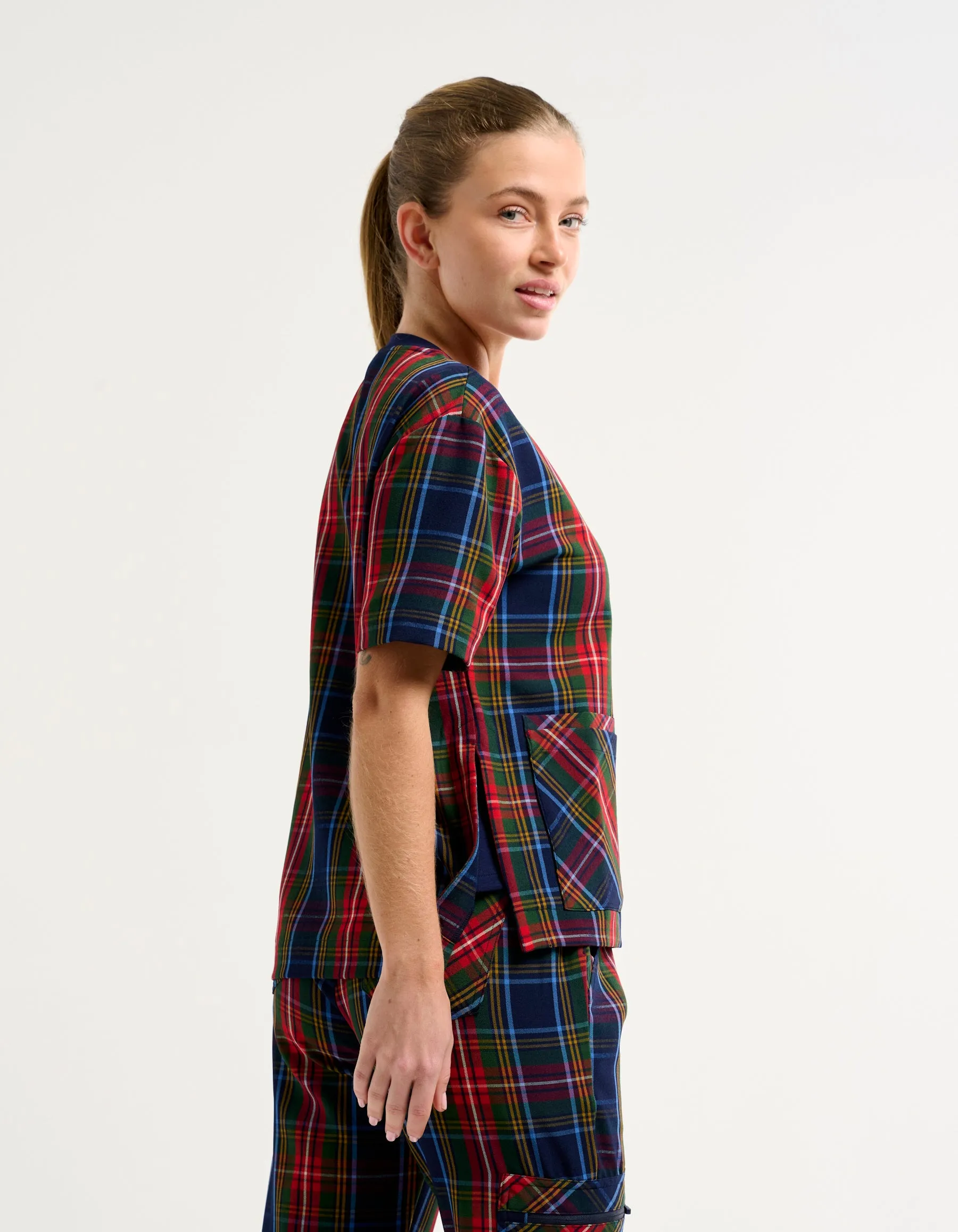 Essential Crewneck Scrub Top - Christmas Blue Tartan