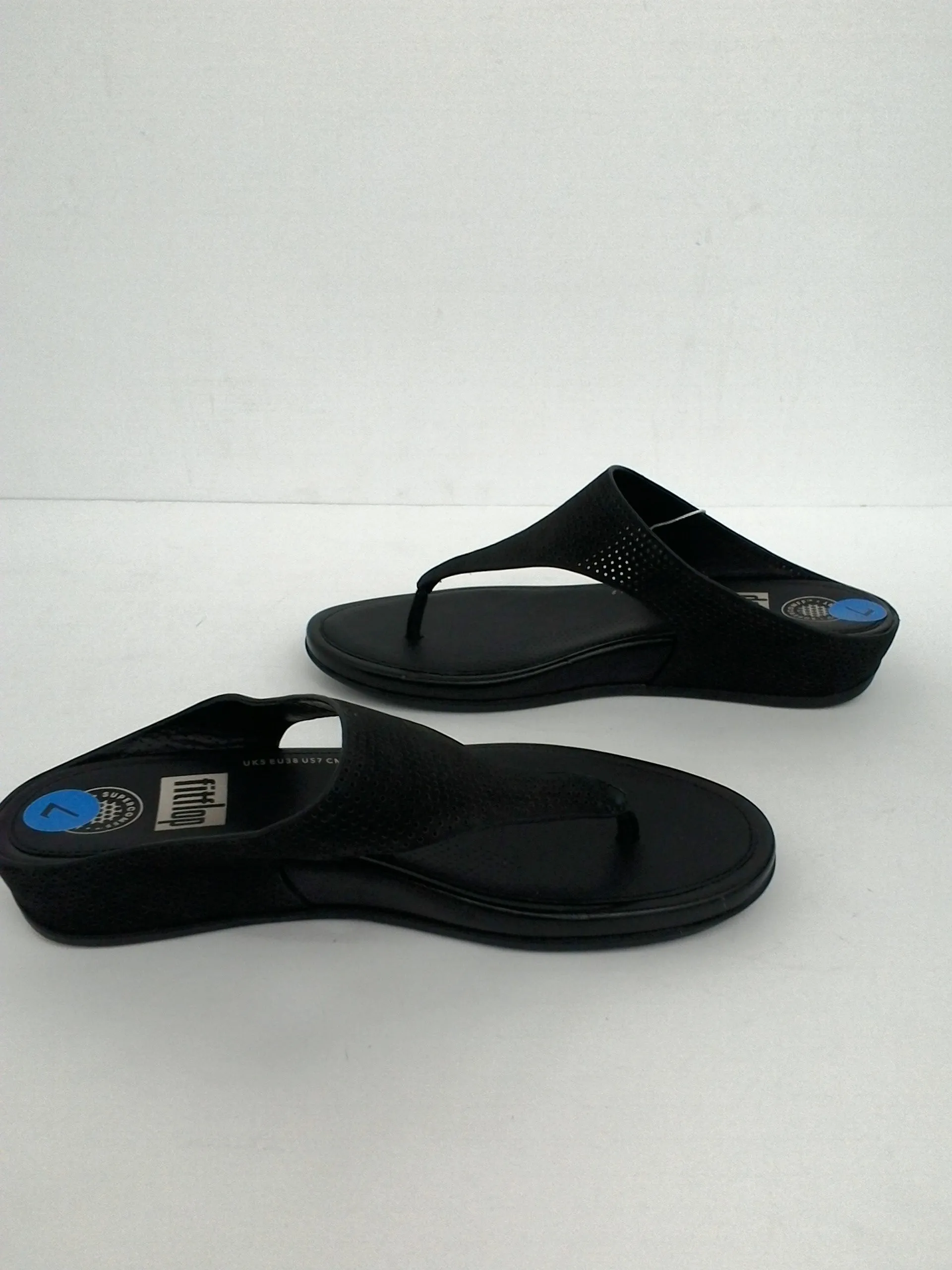 Fitflop Women's Black leather Sandal Toe Post Size 7M